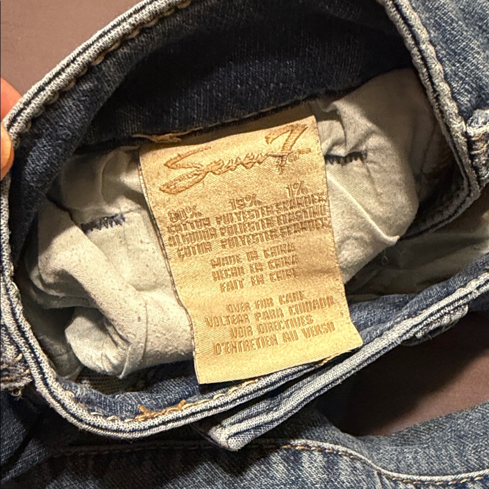 Seven7 Women's Cropped Blue Jeans - Picture 5 of 6